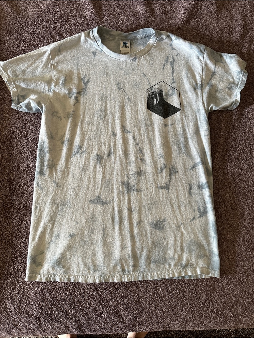 Invent Animate band Shirt Medium